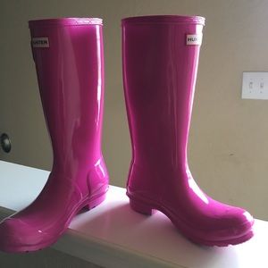 Hot pink gloss kids Hunter boots
